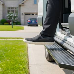 Vanguard Off-Road - Vanguard Off-Road Black OE Style Running Boards VGSSB-BEFCBK - Image 4